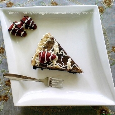 Dimah - http://orangeblossomwater.net - Cheesecake with Oreo Crust, and Mini Cheesecake 3